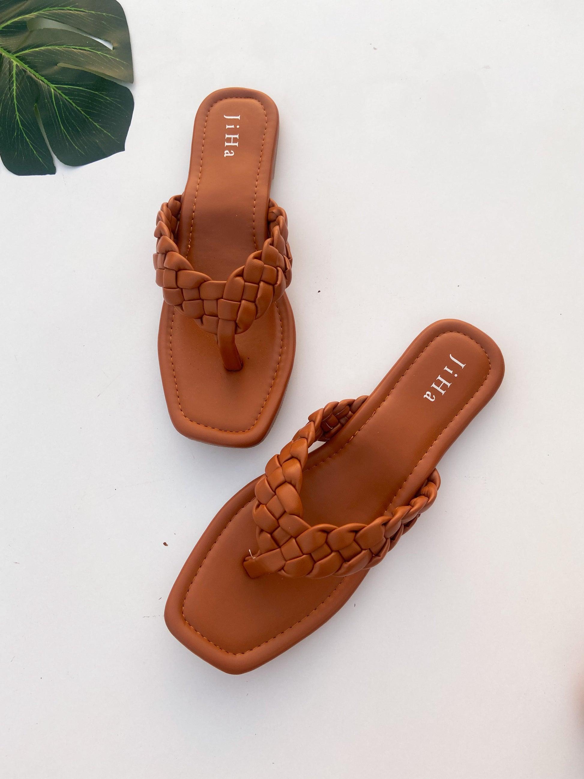 Womens tan flat sandals