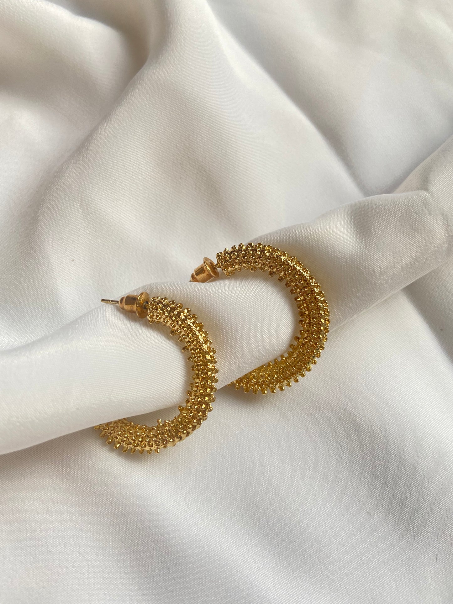 Textured Gold Basic Hoop earrings