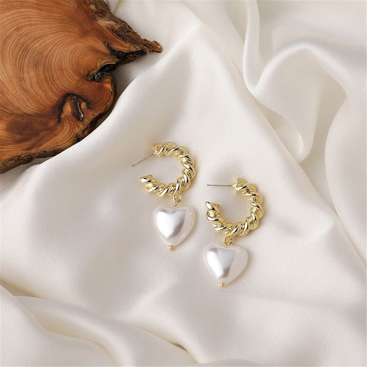 Pearl Heart Gold Hoop earrings